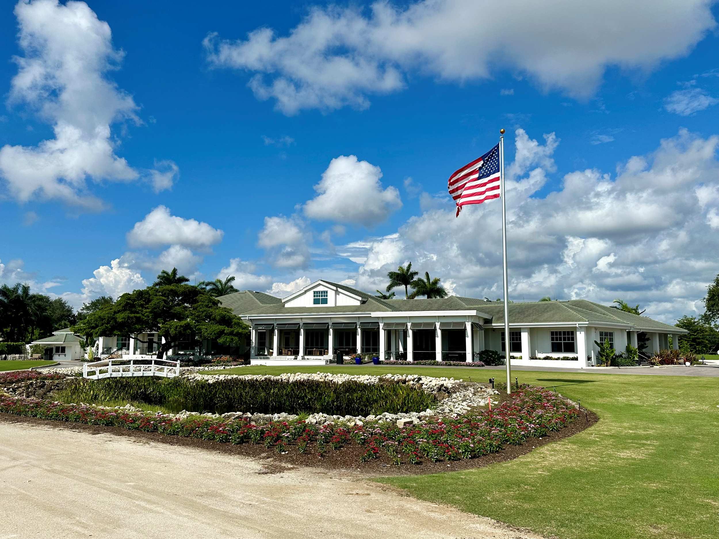 Walkable Golf Courses Naples Florida