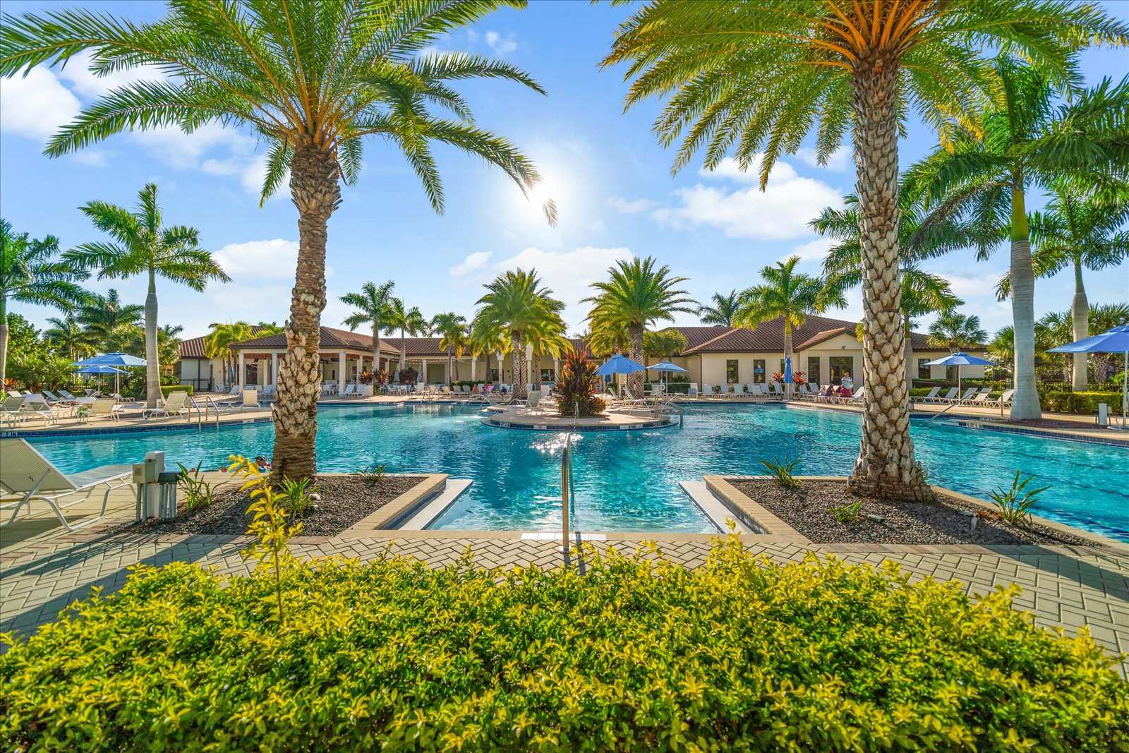 Sarasota National Amenities