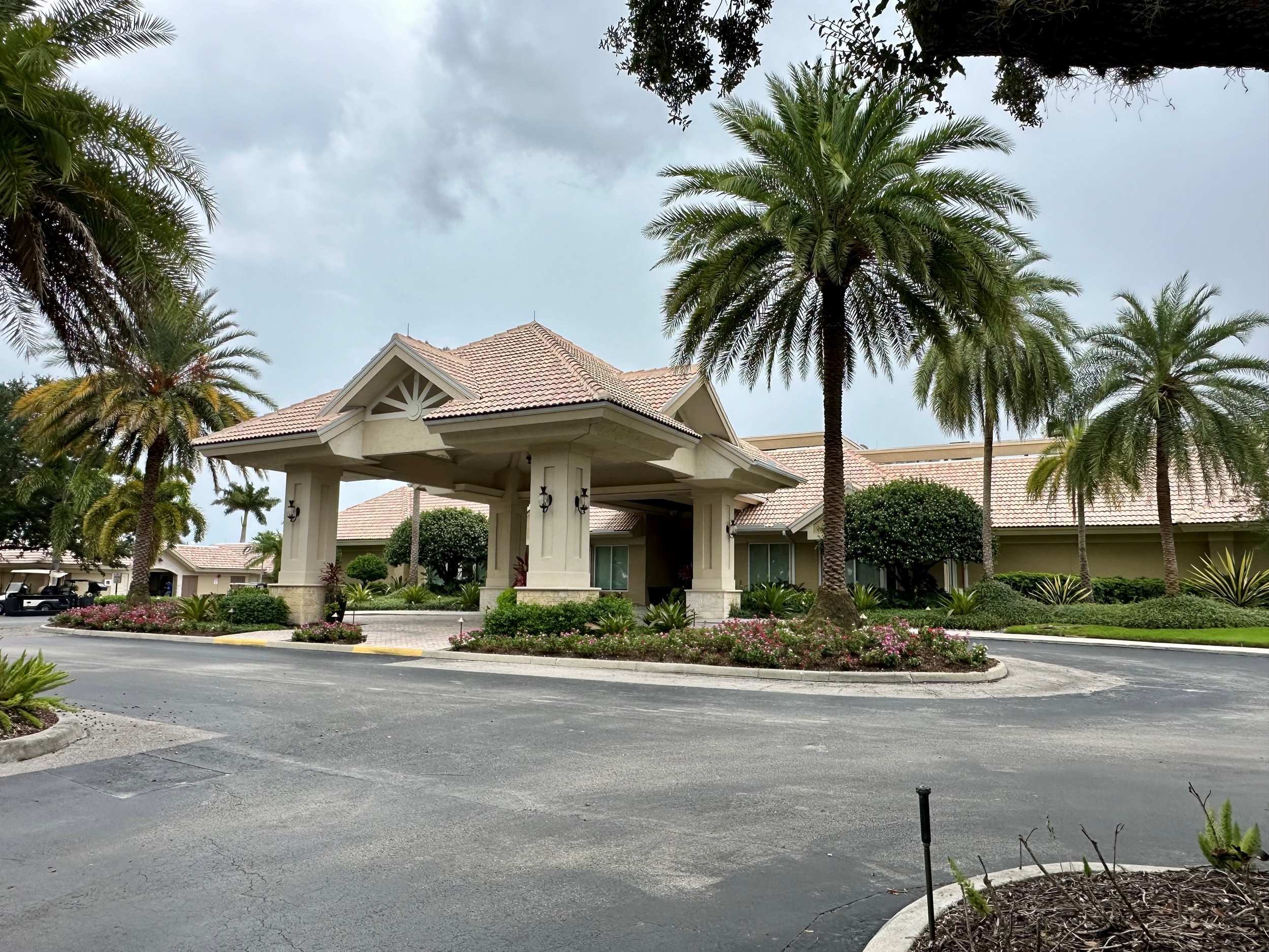 bonita springs country clubs