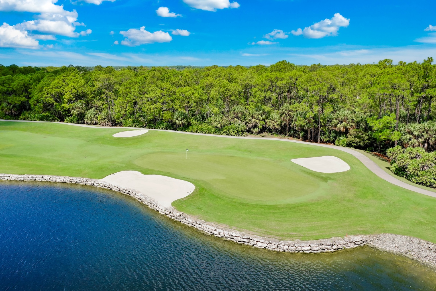 bundled golf communities