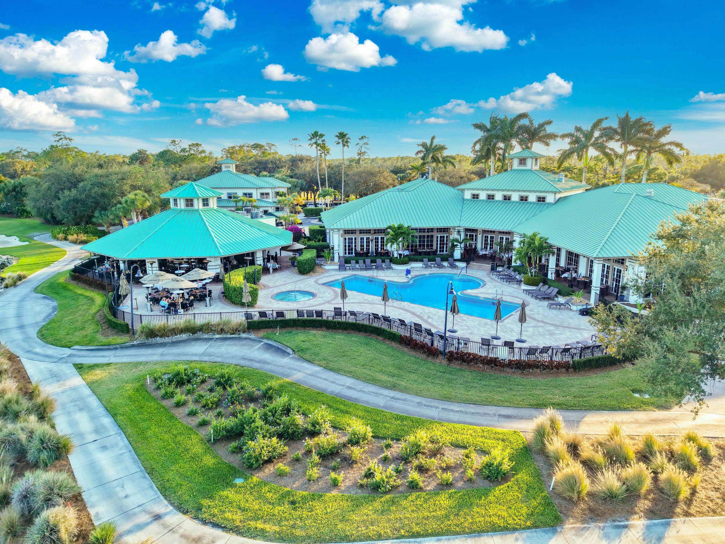 Country Club Community Pool