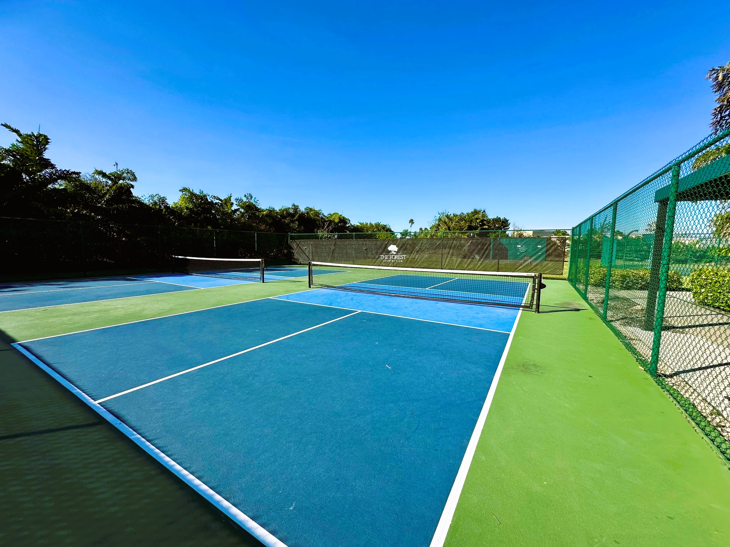 Forest Country Club Pickleball