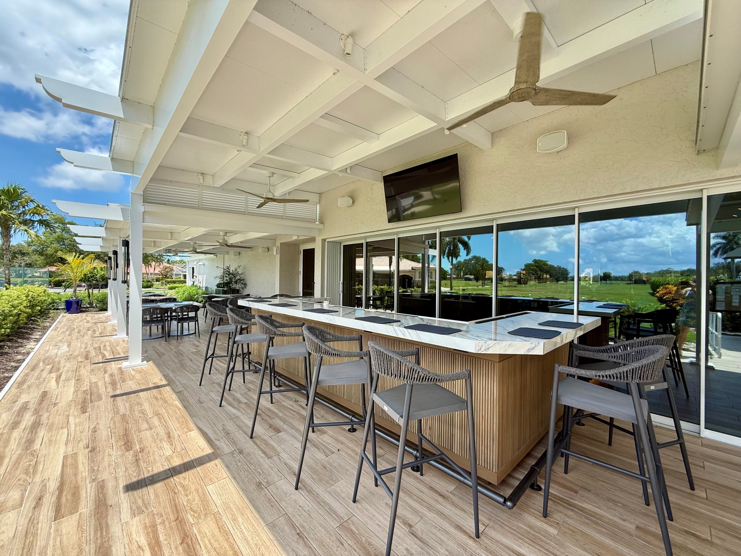 Quail Village outdoor bar