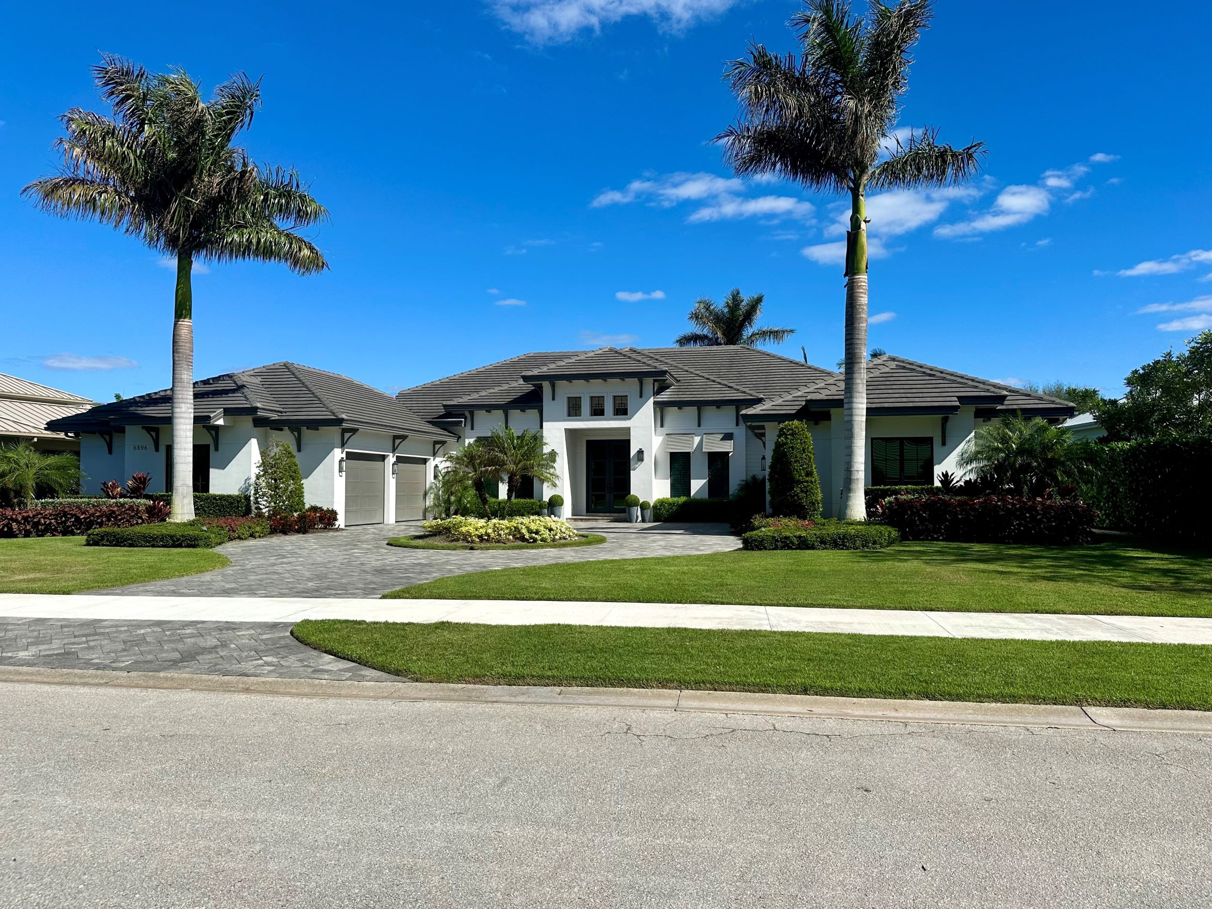 Pelican Bay Homes for Sale