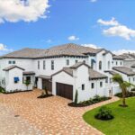 Luxury Naples Housing Market Statistics