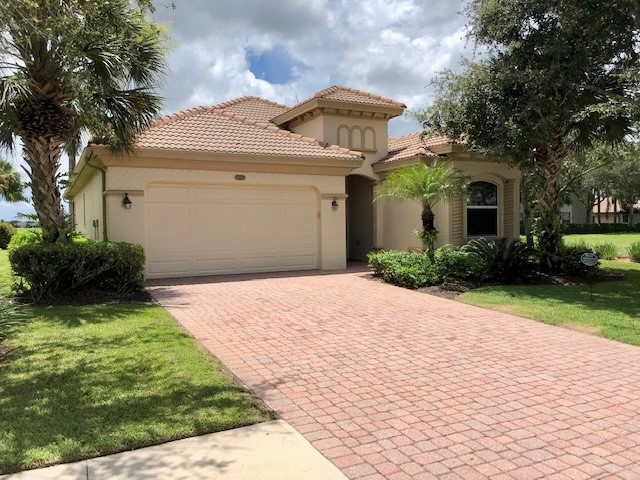 Heritage Bay Single Family Property Closed 10390 Smokehouse bay dr naples