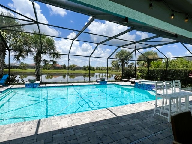 Lakewood Ranch Home with a Pool