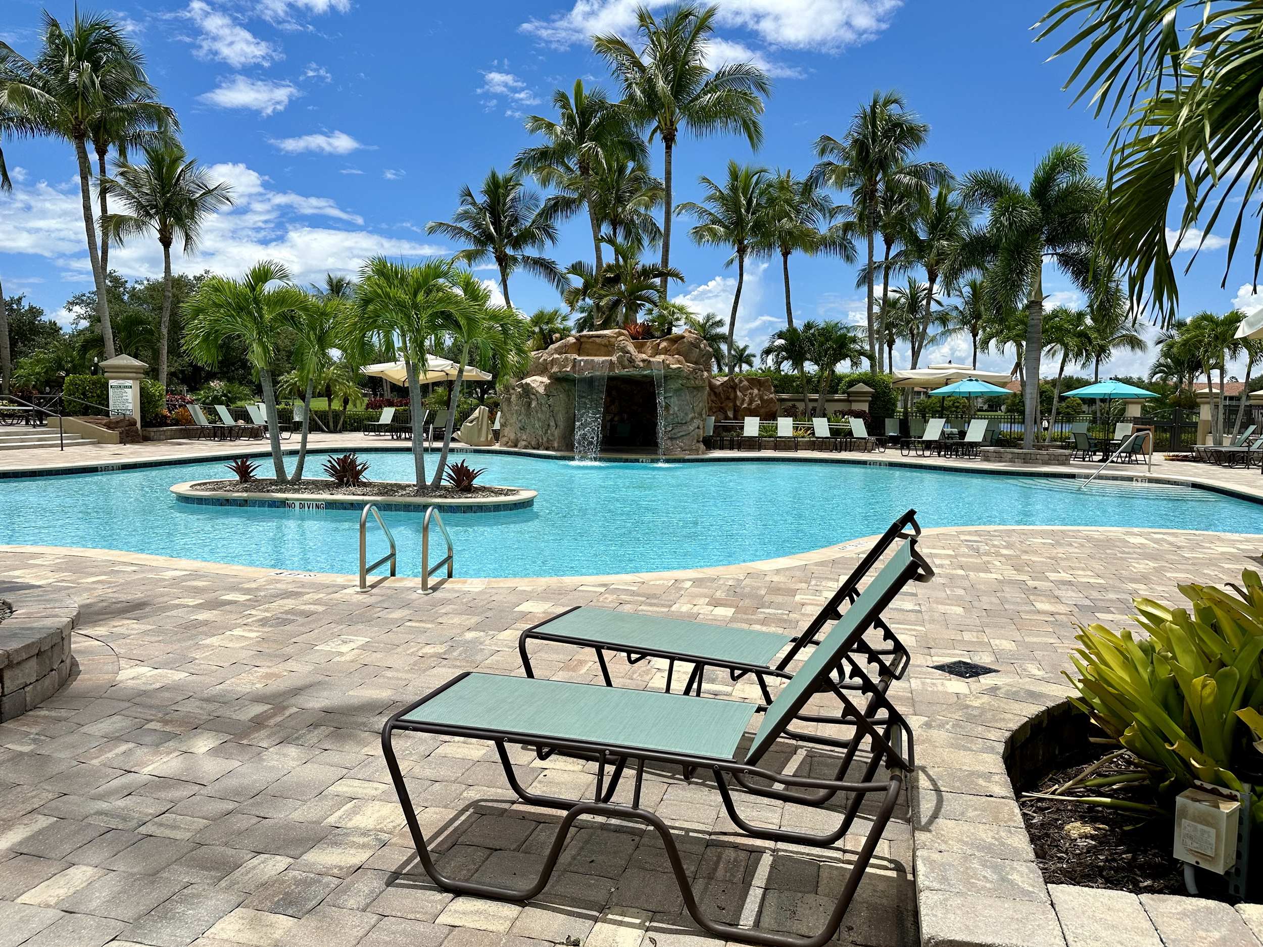 Legends Country Club Resort Style Pool