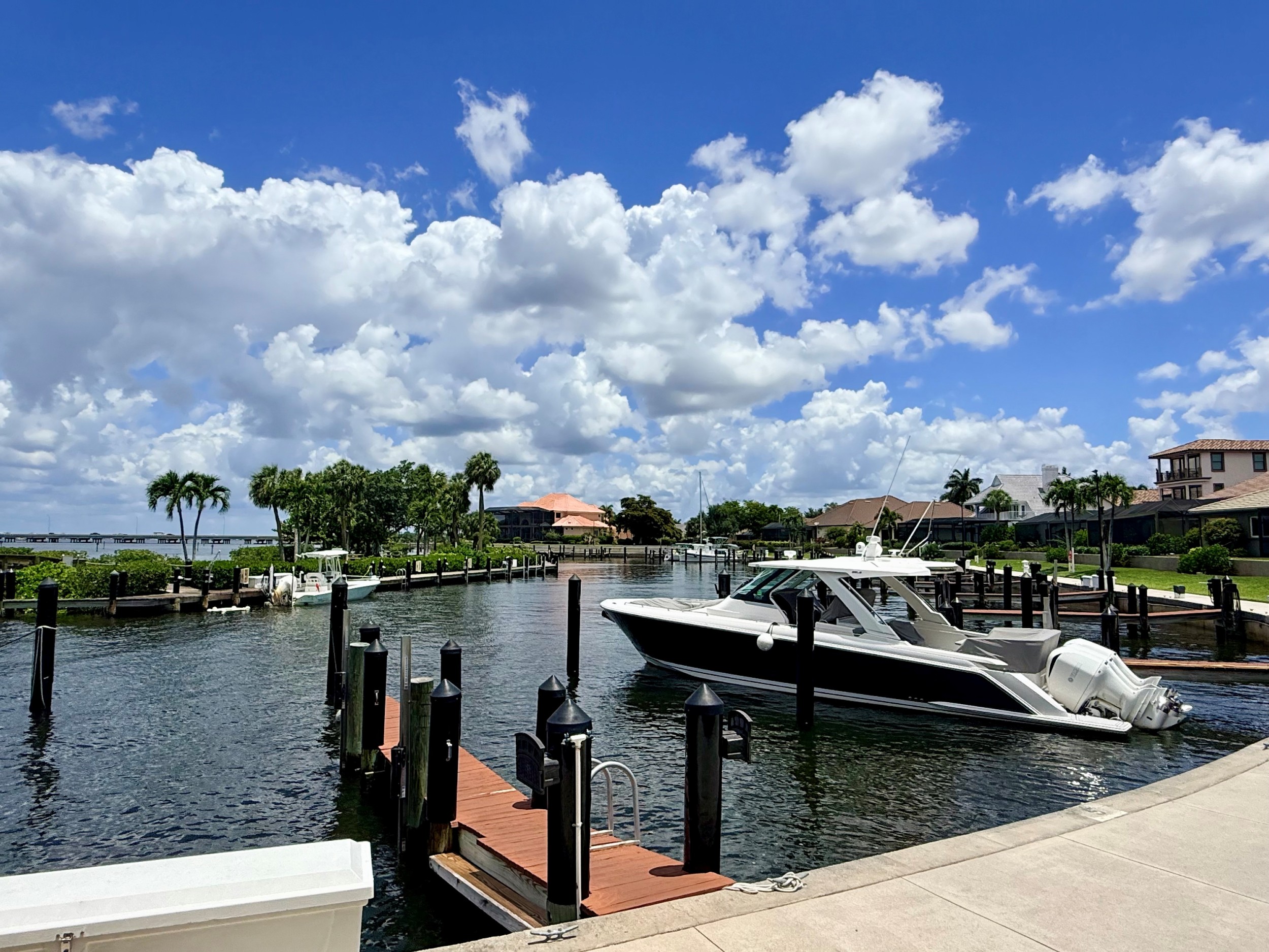 Landing Yacht Club and Marina
