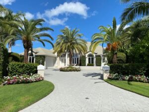 selling a home in Naples FL