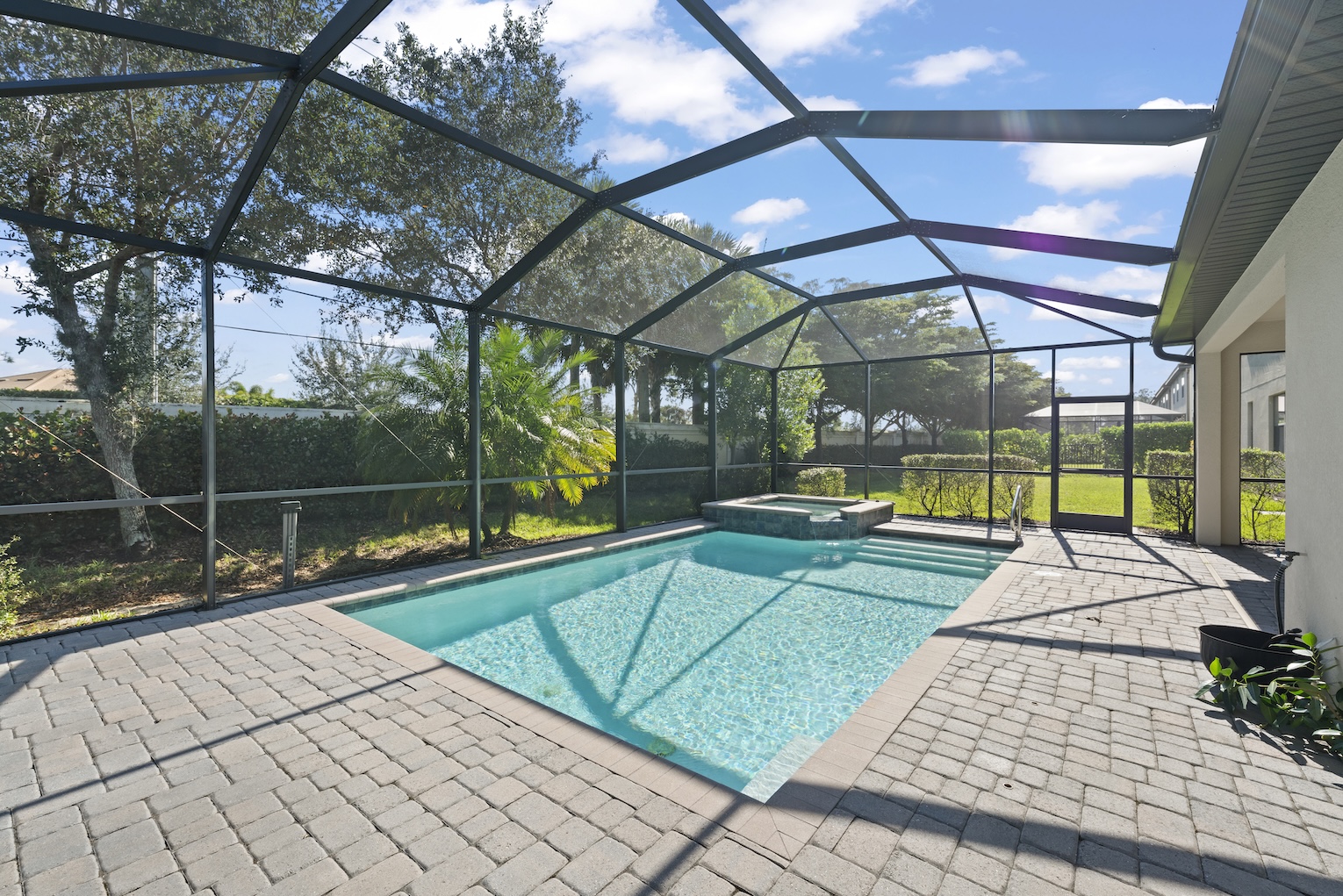 Glenforest home sold by the Naples Golf Guy Team