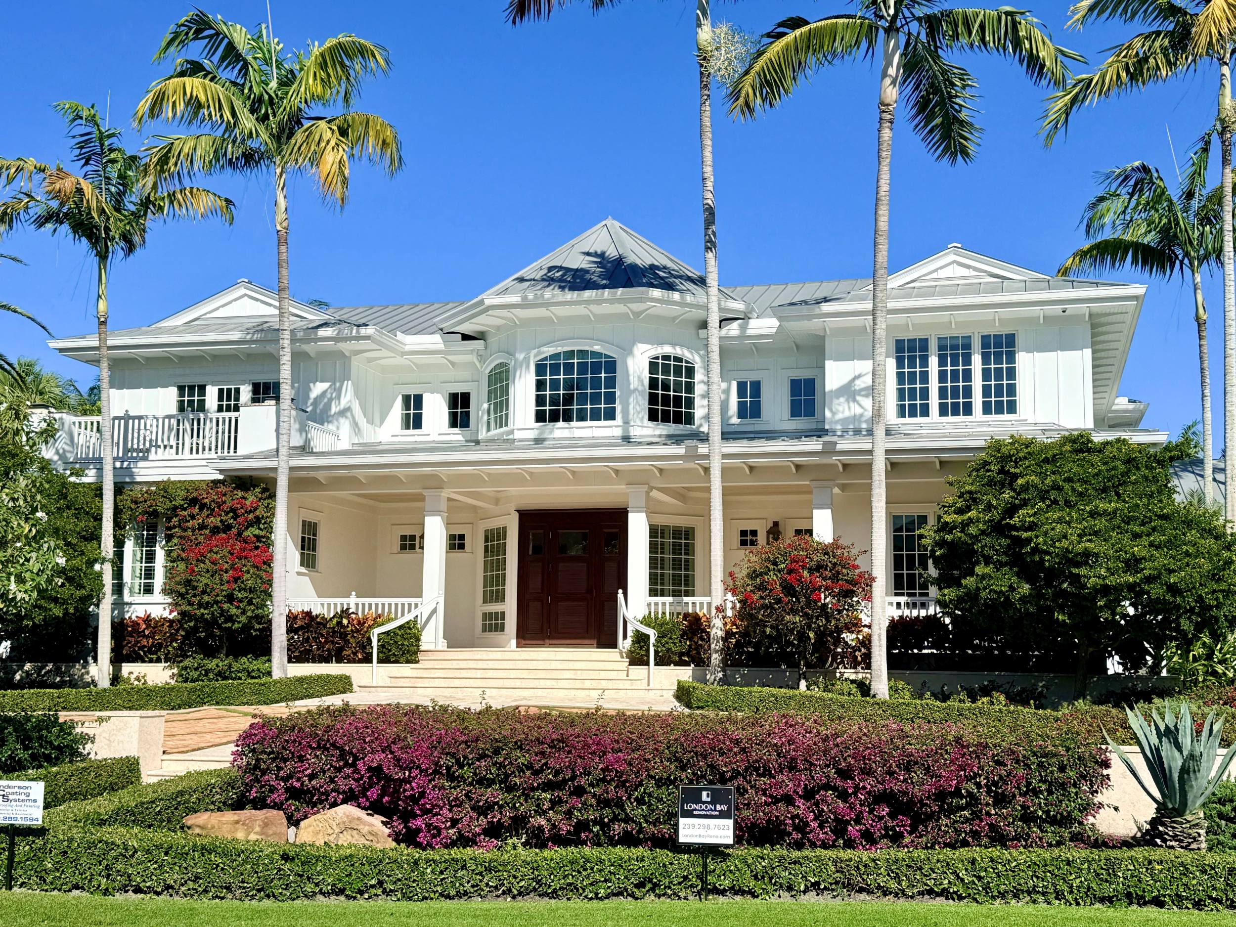 Single family home Naples