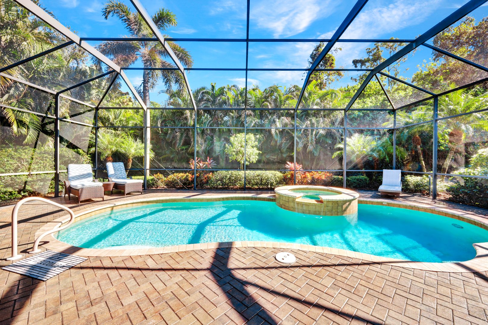 The Vineyards Naples home sale