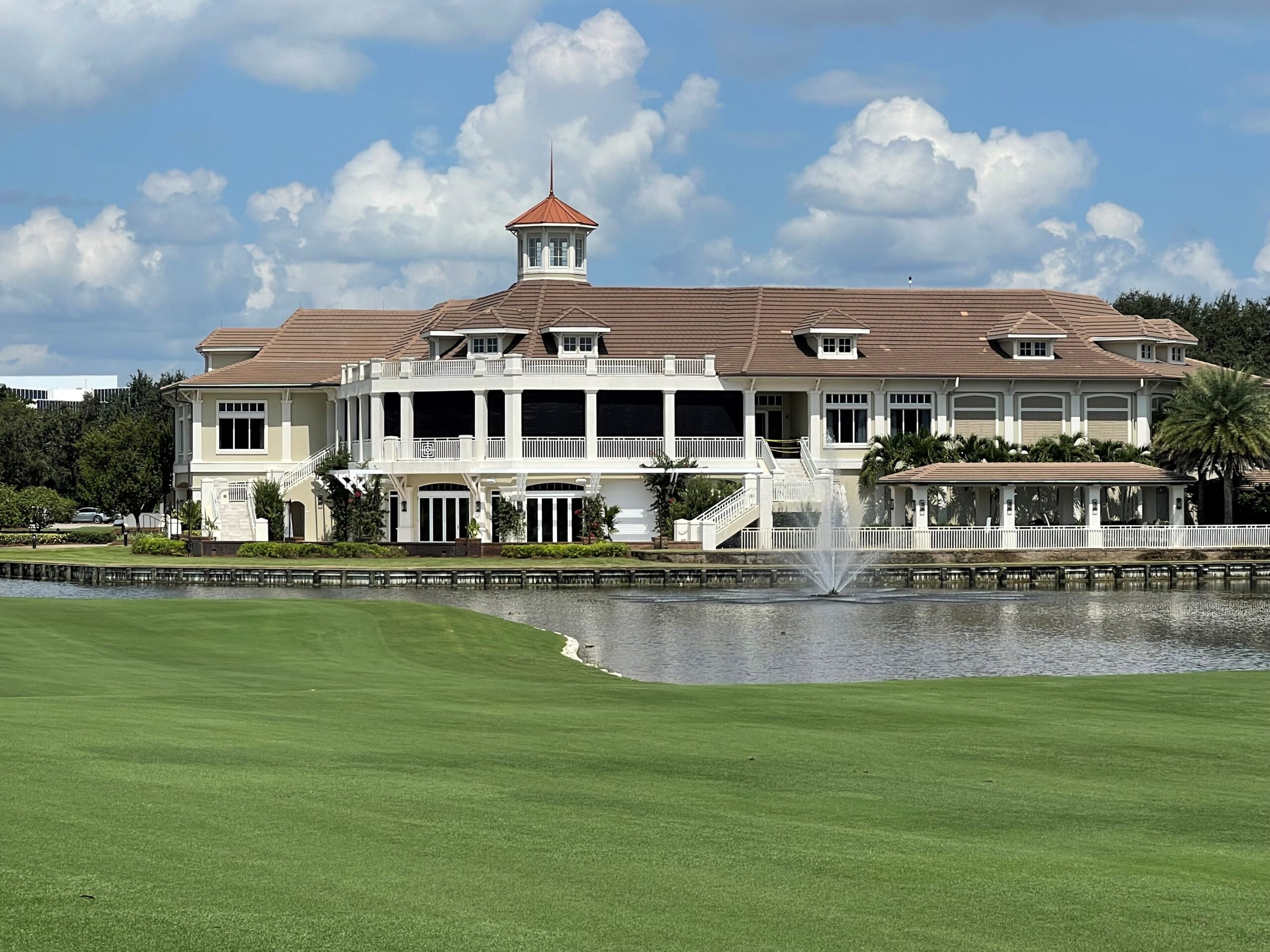 Bay Colony Clubhouse