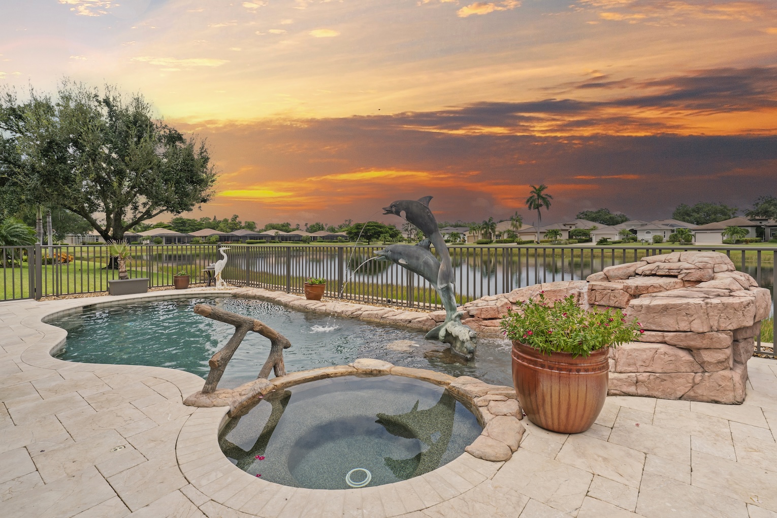 August Luxury Golf Community Trends