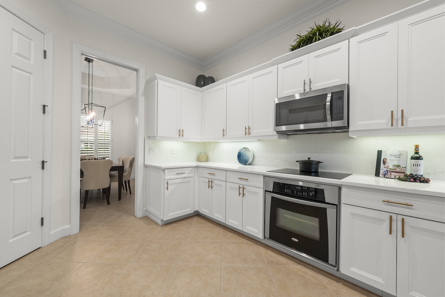 TwinEagles Golf Home Kitchen
